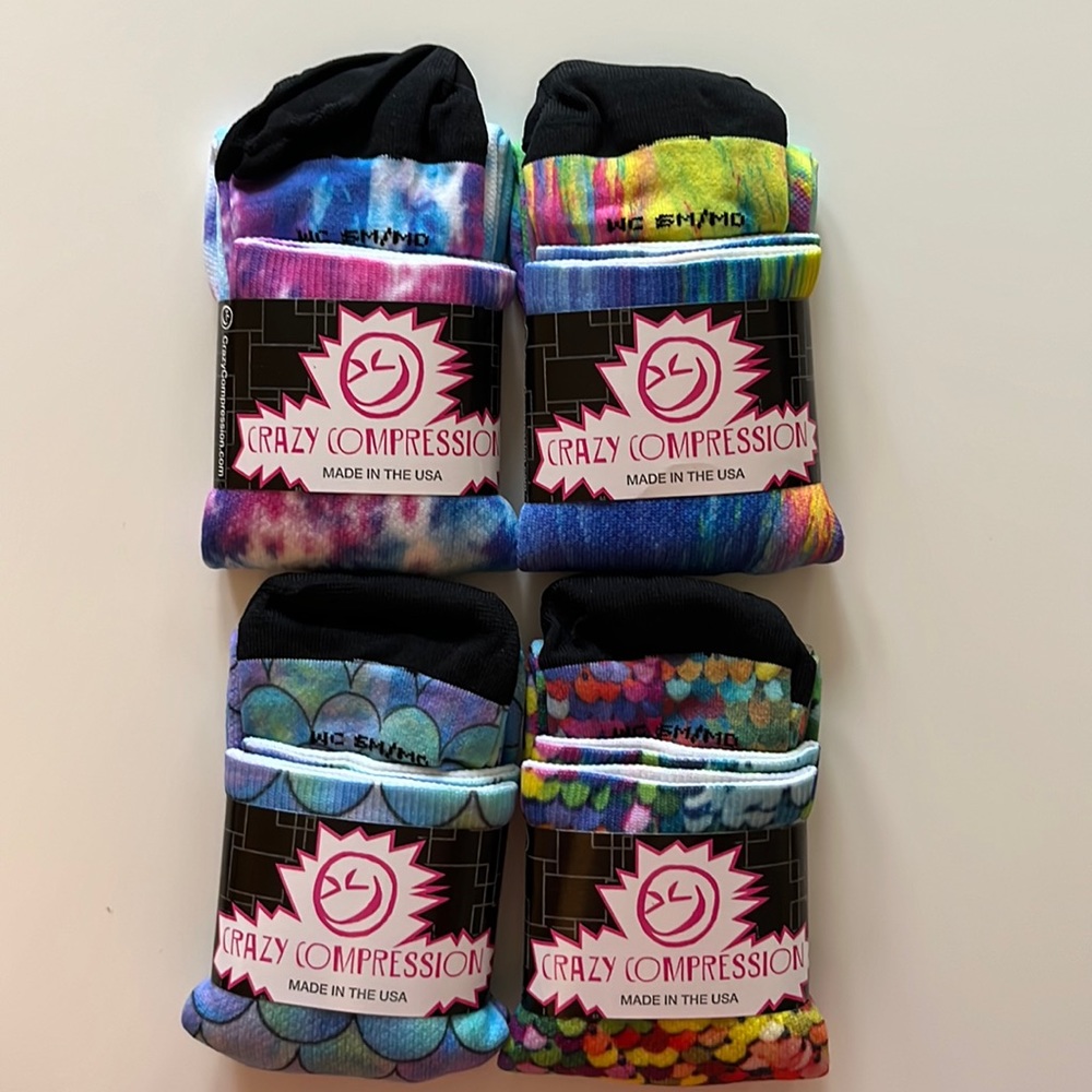 4 pairs of Crazy Compression knee high socks sm/med 7-10 wide calf